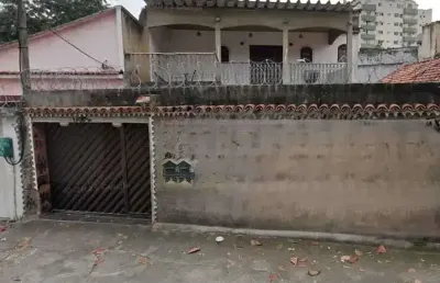 Casa com 4 quartos à venda na rua retiro dos artistas, pechincha, rio de janeiro, 356 m2 por r$ 919.000