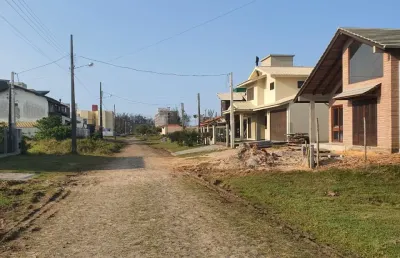 Venda 375m2 - terreno à 200m da praia de itapirubá do sul - laguna-sc