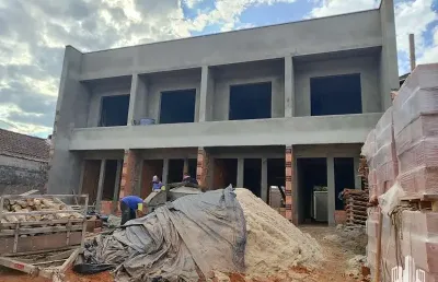 Sobrado geminado para venda em joinville, vila nova, 2 suítes, 3 banheiros, 2 vagas