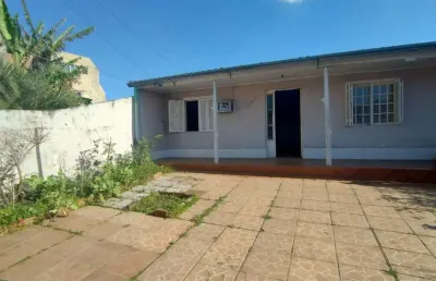 Casa com 2 quartos à venda na avenida padre claret, 5153, parque amador, esteio por r$ 478.700