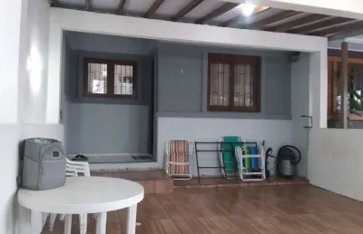 Casa com 2 quartos à venda na rua belo horizonte, 166, vargas, sapucaia do sul por r$ 297.700