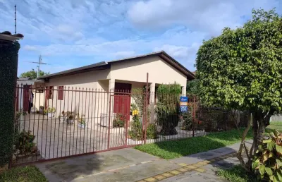 Casa com 3 quartos à venda na rua pelotas, 1888, centro, esteio por r$ 460.000