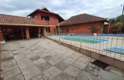 Casa com 4 quartos à venda na rua dois amigos, 350, primor, sapucaia do sul por r$ 850.000