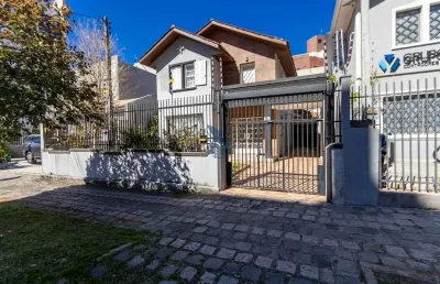 Casa com 3 quartos para alugar na rua fernando amaro, 190, alto da rua xv, curitiba por r$ 5.990