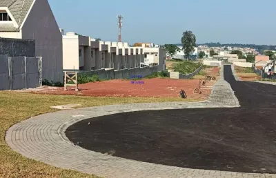 Terrenos em condominio no xaxim, estuda parcelamento só d terreno ou com edificação, fn 99864-4995