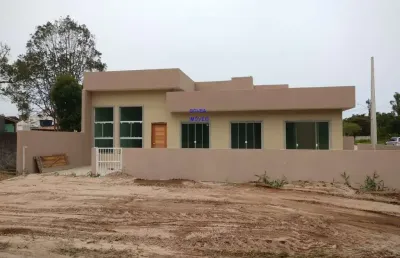 Casa 55m² em itapoa sc, balneário princesa do mar. * com 2 quartos, preço deplanta, 259 mil, casa de esquina 78m² 350 mil fn 041 99864-4995