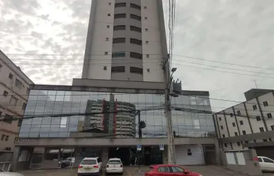 Apartamento mobiliado à venda no centro de joinville