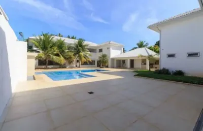 Casa em condomínio fechado com 5 quartos à venda na avenida santos dumont, portão, lauro de freitas, 1600 m2 por r$ 6.000.000