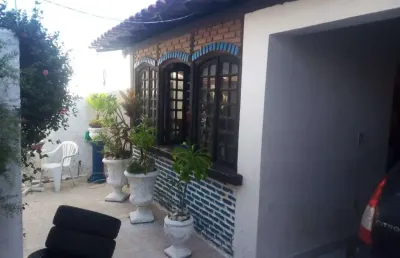 Casa com 3 quartos à venda na rua professor teles de menezes, amaralina, salvador, 262 m2 por r$ 525.000