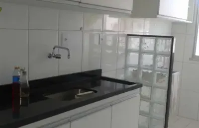Apartamento com 2 quartos à venda na rua hortênsias azuis, jardim das margaridas, salvador, 50 m2 por r$ 110.000