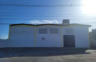 Barracão / galpão / depósito para alugar na rua doutor barreto, 586, pitangueiras, lauro de freitas por r$ 20.000