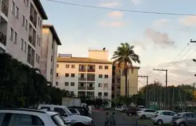 Apartamento com 2 quartos à venda na rodovia ba-099 - estrada do côco, abrantes, camaçari, 55 m2 por r$ 260.000