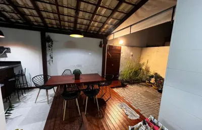 Casa em condomínio fechado com 3 quartos à venda na rua do areal, abrantes, camaçari por r$ 720.000