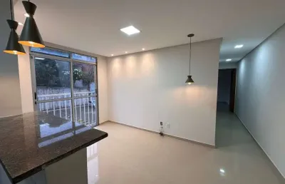 Apartamento com 2 quartos à venda na rua dos vereadores, centro, lauro de freitas, 54 m2 por r$ 270.000