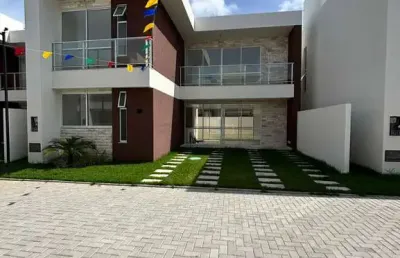 Casa em condomínio fechado com 4 quartos à venda na rua carlos conceição, buraquinho, lauro de freitas, 136 m2 por r$ 965.000