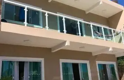 Casa em condomínio fechado com 2 quartos à venda na rua da cachoeirinha, monte gordo, camaçari, 100 m2 por r$ 412.000