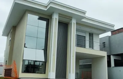 Casa em condomínio fechado em florianópolis com móveis planejados