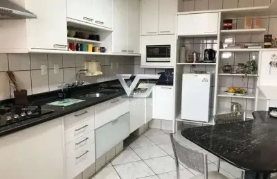 Casa com 4 quartos à venda no córrego grande, florianópolis , 325 m2 por r$ 2.200.000