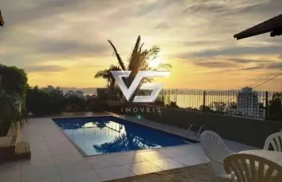 Casa com 4 quartos à venda na Agronômica, Florianópolis 