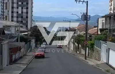 Casa com 4 quartos à venda na Agronômica, Florianópolis 