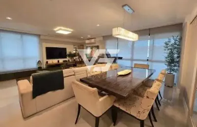 Apartamento alto padrão ao lado colégio catarinense