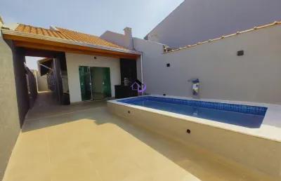 Casa no satélite ao lado do centro de itanhaém-sp  oportunidade exclusiva