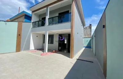 Casa no suarão a 100 metros da praia com 3 quartos sendo suite