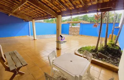Casa com terreno grande lado praia  em itanhaém r$320.000,00