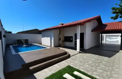Casa nova com piscina lado praia em itanahem oportunidade!!!