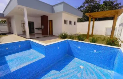 Casa a 150m da praia com piscina e área gourmet – conforto e lazer em um só lugar!