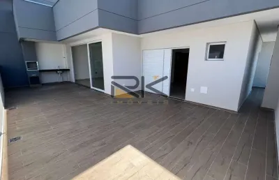 Cobertura no centro em ubatuba-sp com 3 dormitórios sendo 2 suítes,varanda gourmet com churrasqueira ,2 vagas de garagem