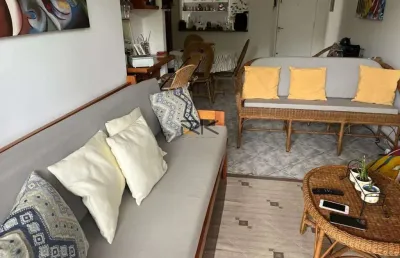 Apartamento itaguá 2 dormitórios sendo 1 suíte,1 banheiro social, 1 vaga de garagem coberta