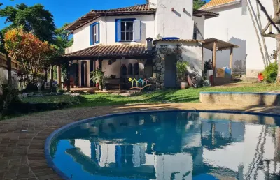 Casa com 3 quartos para alugar no Feiticeira, Ilhabela 