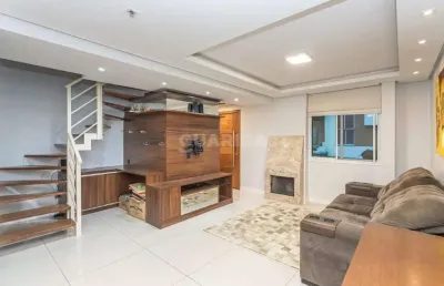 Casa em condomínio semi-mobiliada com 3 dormitórios, sendo 1 suíte no bairro alto petrópolis.