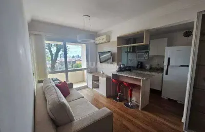 Apartamento mobiliado, com 2 dormitórios, sendo 1 suíte, no bairro petrópolis
