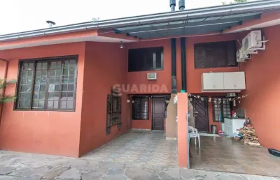 Casa em condomínio com 2 dormitórios no bairro tristeza