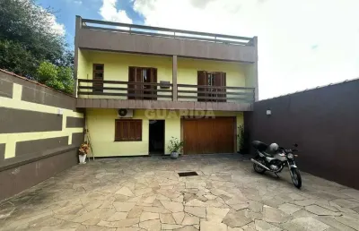 Casa residencial com 4 dormitórios no bairro cristo redentor.