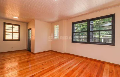 Casa residencial com 6 dormitórios, no bairro petrópolis