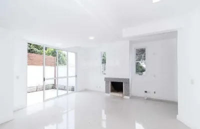 Casa em condomínio com 3 dormitórios suítes, e 1 vaga de garagem, no bairro ipanema