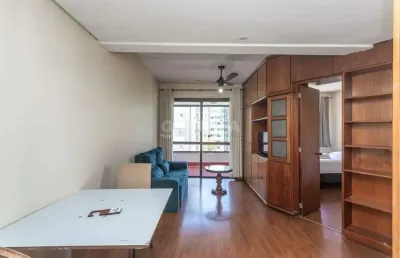 Apartamento mobiliado com 1 dormitório e 1 vaga de garagem no bairro bom fim