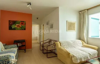Apartamento com 2 dormitórios semi-mobiliado e 1 vaga de garagem no bairro alto petrópolis