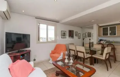 Casa residencial com 3 dormitórios, sendo 1 suíte, mobiliada, e 1 vaga de garagem no bairro alto petrópolis