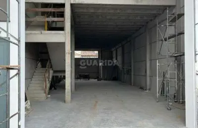 Prédio para alugar na Rua São Salvador, Passo da Areia, Porto Alegre