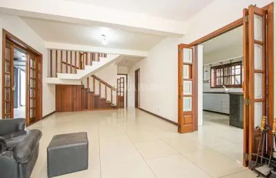 Casa residencial com 5 dormitórios e 6 vagas de garagem no bairro jardim itu sabará