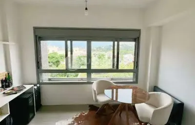 Apartamento estilo loft, mobiliado, e com 1 vaga de garagem, no bairro teresópolis