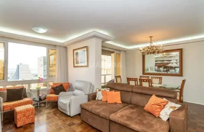 Apartamento mobiliado de 3 dormitórios no bairro centro histórico.