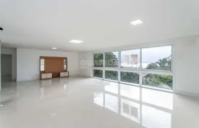 Apartamento com 3 quartos para alugar na Avenida Guaíba, Vila Assunção, Porto Alegre