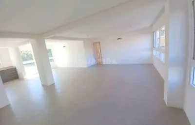 Apartamento de 03 dormitórios, sendo 01 suíte no bairro tristeza.