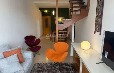 Cobertura mobiliada de 2 dormitórios, sendo 1 suíte no bairro petrópolis!