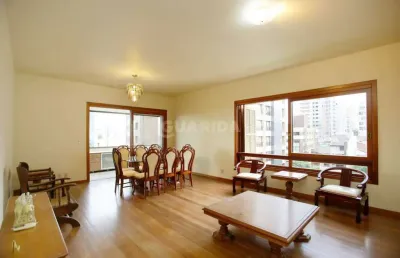 Apartamento no estilo cobertura com piscina de 3 dormitórios, sendo 1 suíte, no bairro petrópolis.